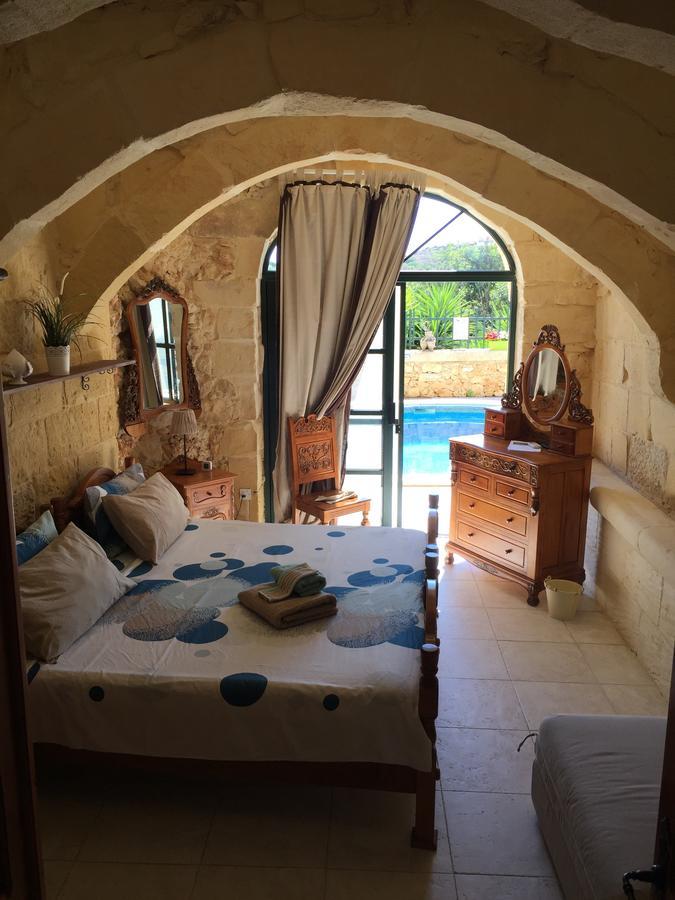 Il Pomo Bianco Bed and Breakfast Qala Exterior foto